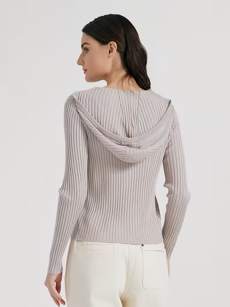 Relaxed Chic Women's Wool Hooded Sweater Zip Up Long Sleeve Slim Fit Metallic Lurex Zipper Accent Smooth Lightweight Breathable Fabric Versatile Top for Casual Wear & Weekend Outfits