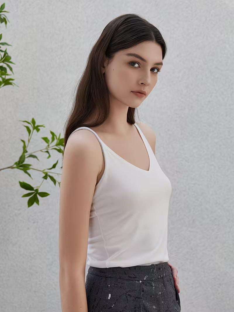 V-neck 16-Gauge Made of 70% Wool And 30%