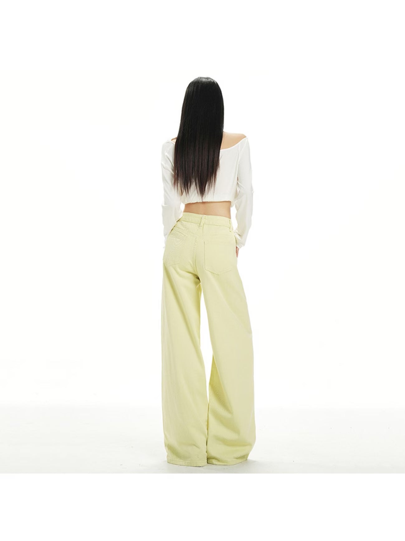 American-style High-Waisted Curved-Leg Jeans for Women | Casual, All-Season, Non-Stretch Fabric, Solid Color, Washed Detail