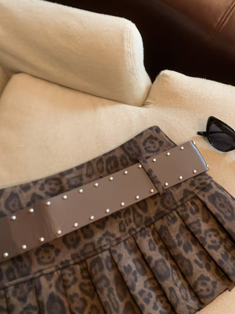 American Style Women'S Hot Pleated Skirt, Coffee Leopard Print Design, Pure Desire Fashion, Comfortable And Long-Lasting, Ideal for Autumn Street Photography And Casual Events
