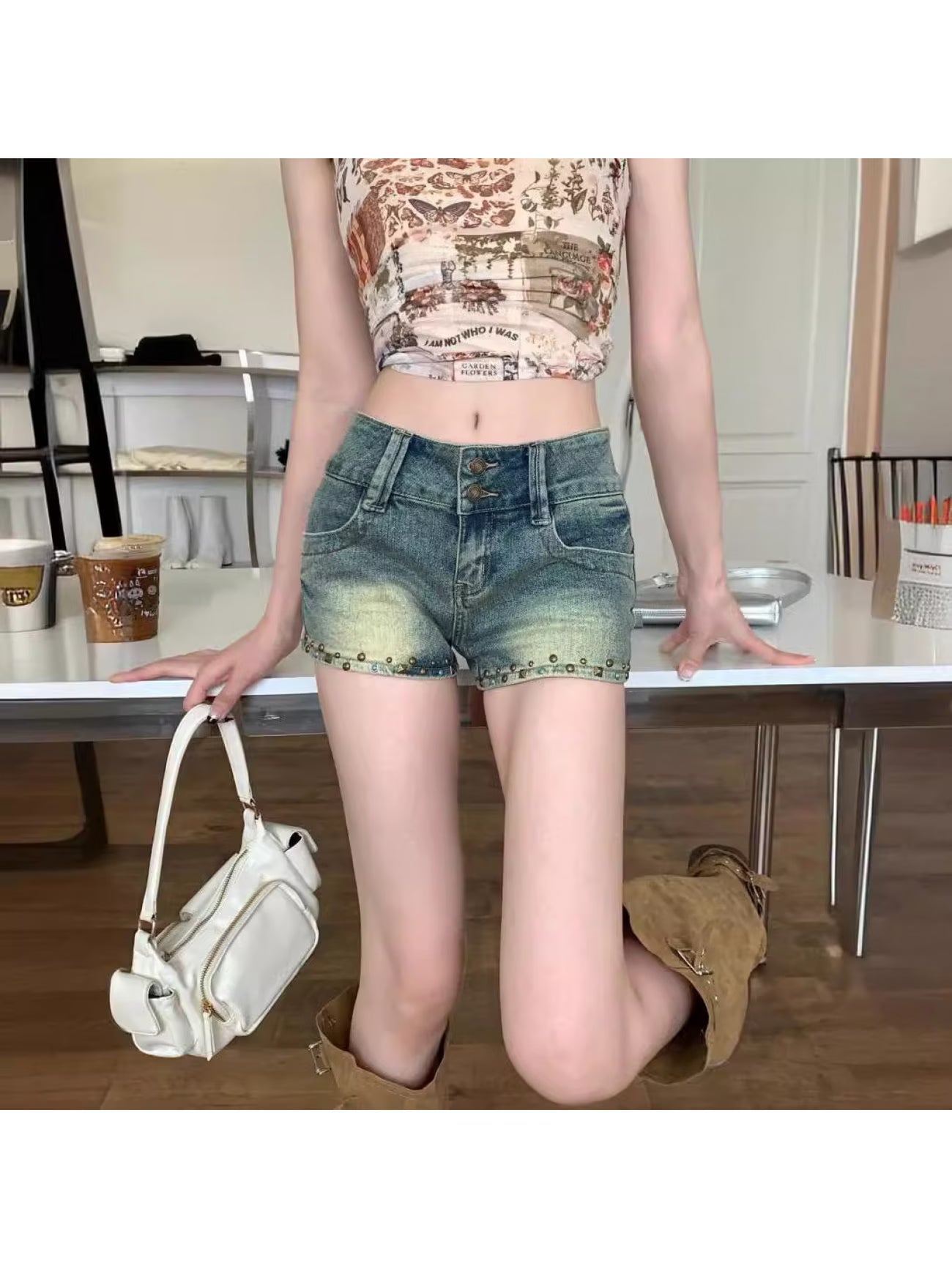 Retro Blue Studded Denim Shorts for Women, Summer Casual Hot Pants for Petite, Low-Waist Slim Straight Pants