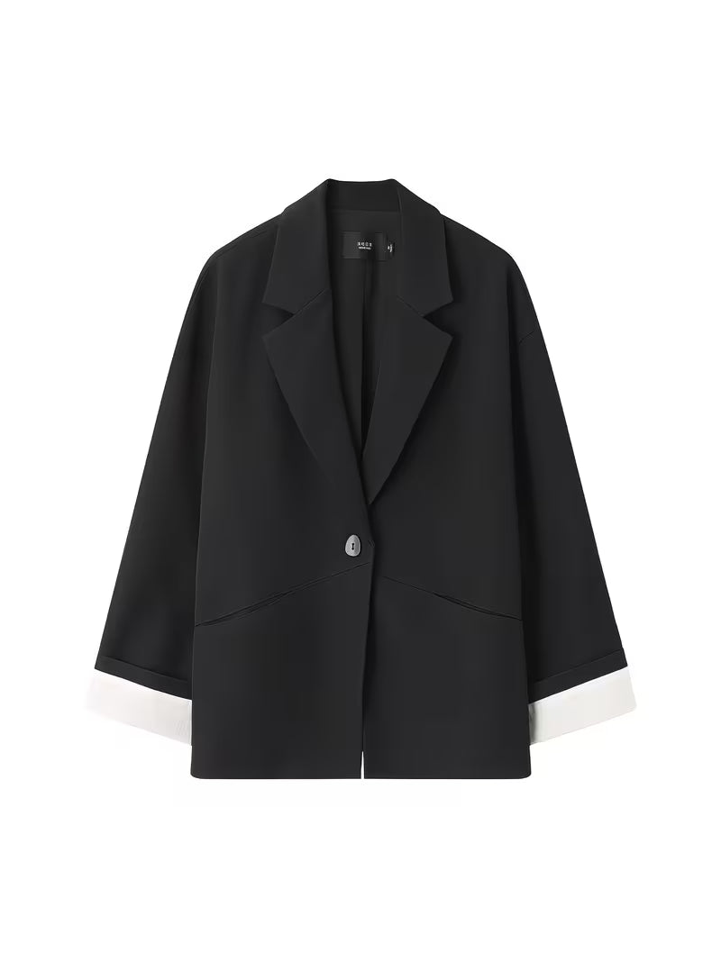 New Women'S Autumn Collection Features a Stylish Blazer. an Elegant OL Style for Women'S Autumn And Winter Wear