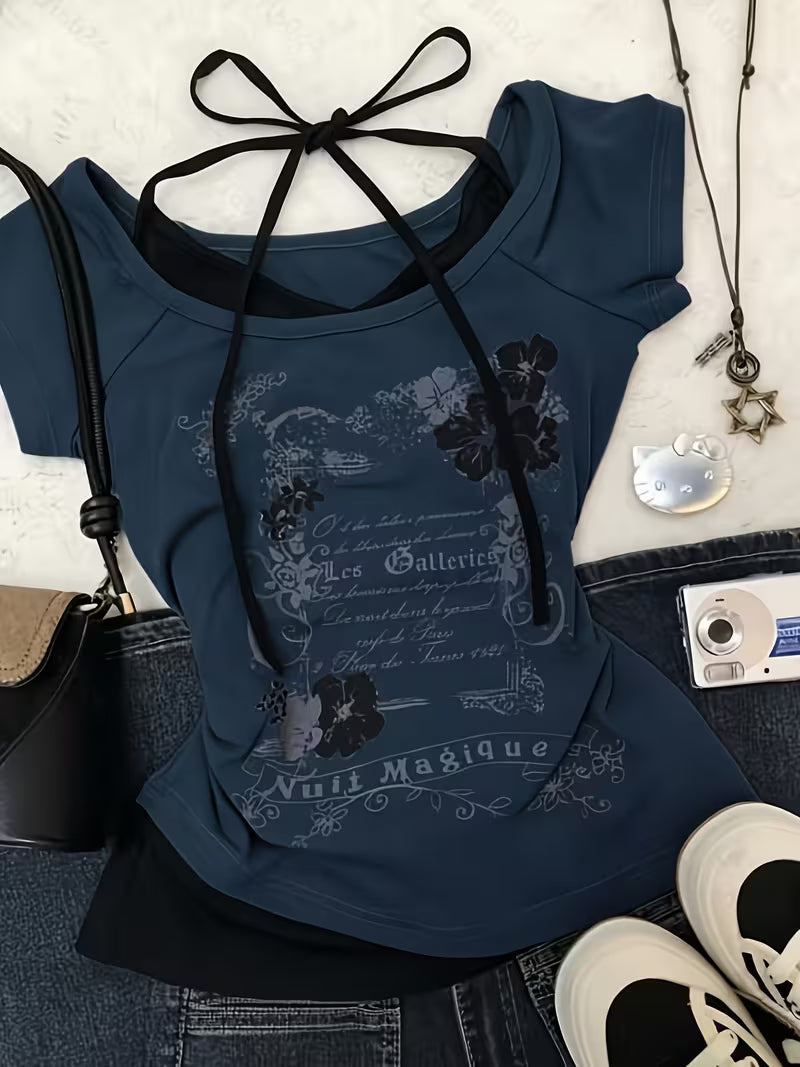 Y2K Spicy Style French-Style Vintage Blues Print Short-Sleeve Top, Chic Halter Neck Detail, Off-Shoulder Tie-Up Waist for a Look, Sweet and Cool Spicy Designer T-Shirt